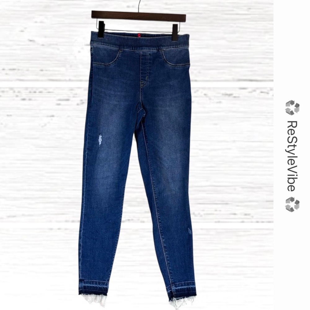 SPANX Women’s Size M Denim Jean Jeggings High Rise Pull On Style Stretch Raw Hem